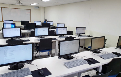 컴퓨터실 이미지